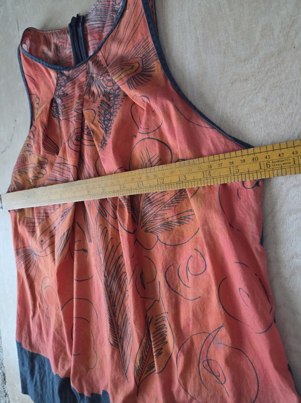 Piazza Sempione Tank Tops Set Of Two - Picture 7 of 16